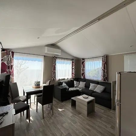 Mobil-home Vue Camping 4*
