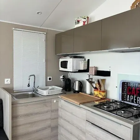 Mobil-home Vue Camping 4*